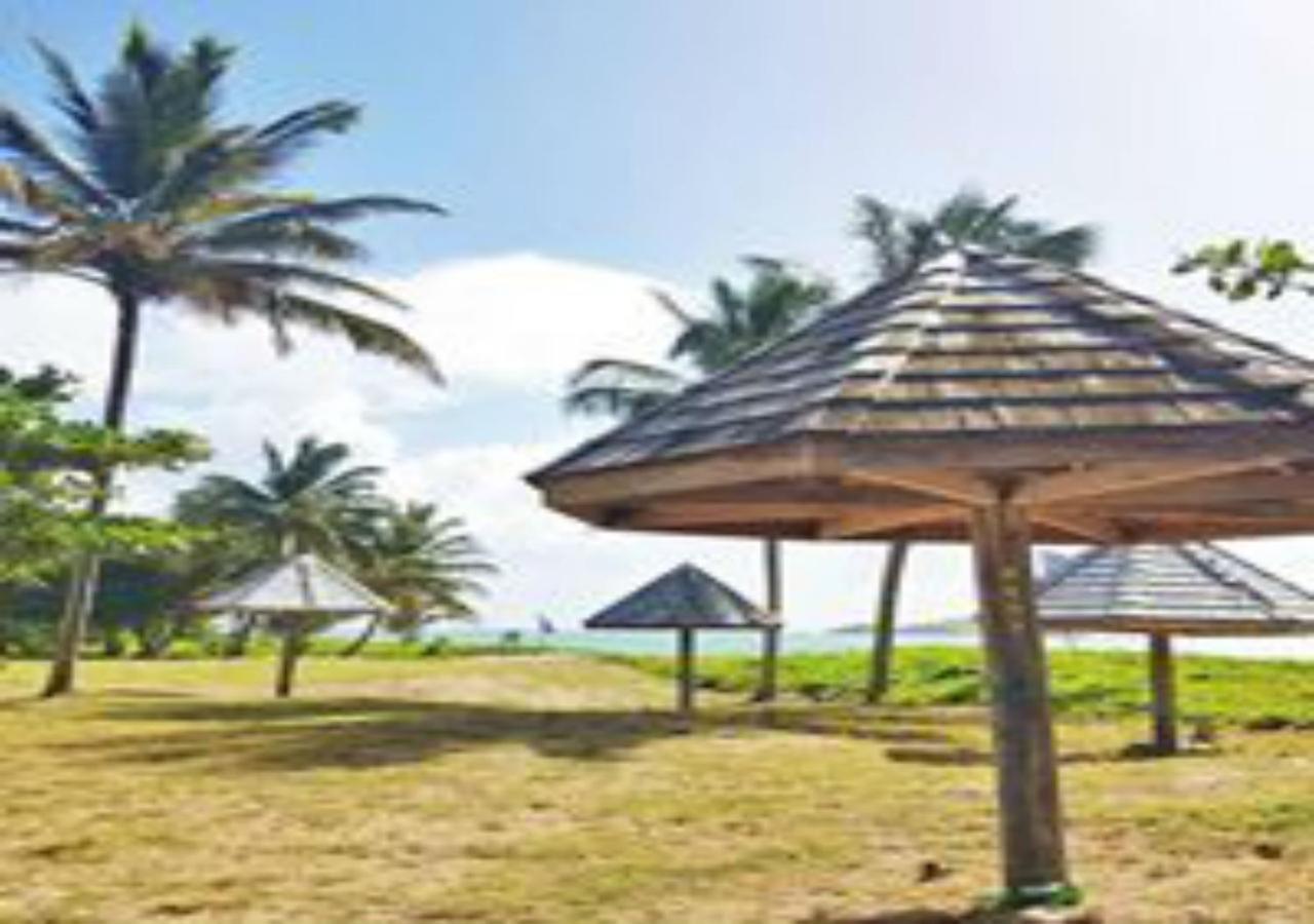 The Reef Beach Huts Vieux Fort Exterior foto